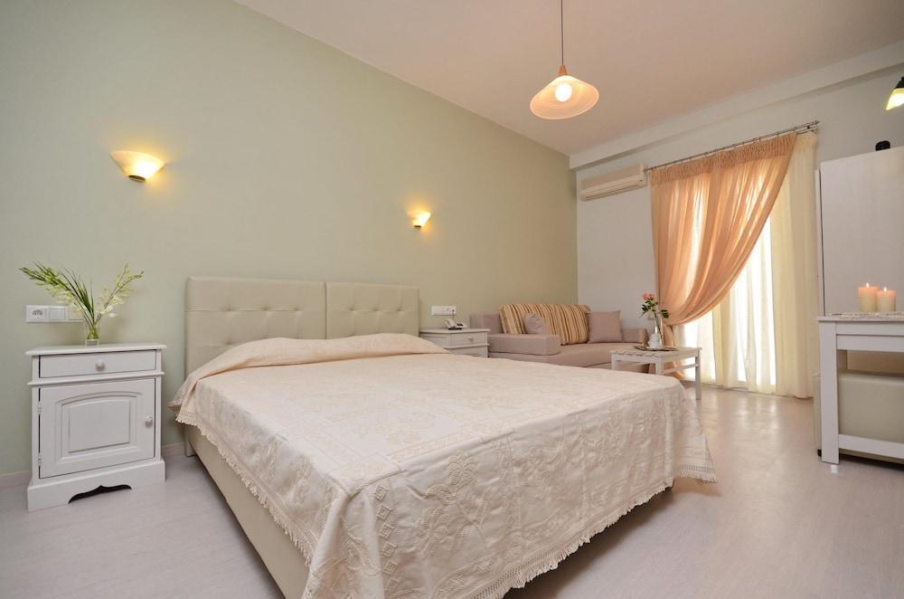 Blue Sky Aparthotel Naxos City Exterior foto