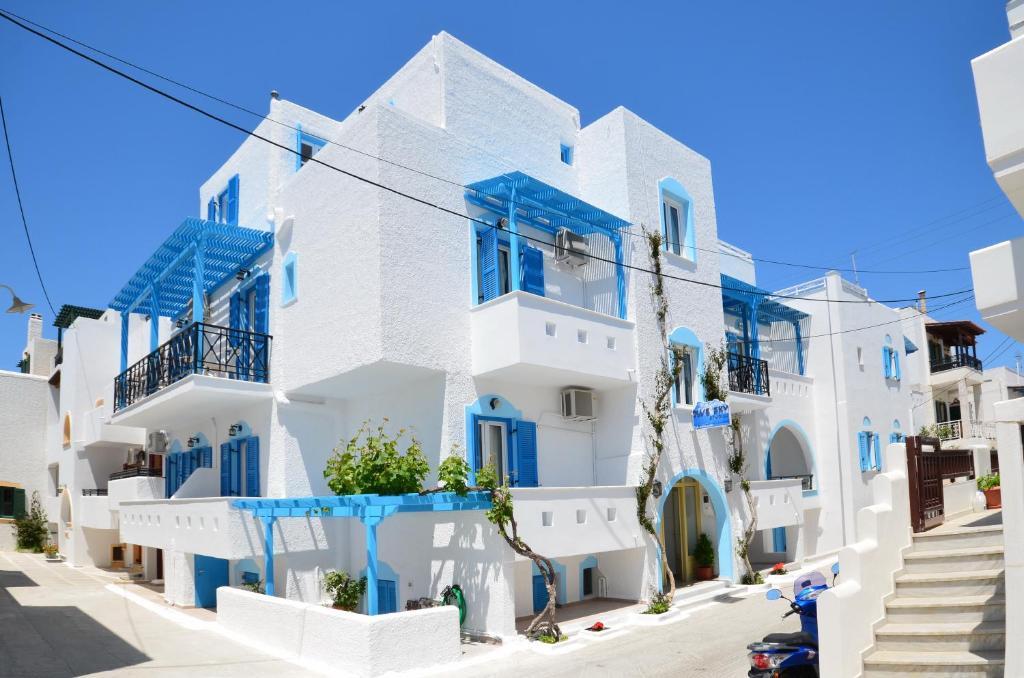 Blue Sky Aparthotel Naxos City Quarto foto